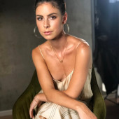 Lena Meyer-Landrut dekollete