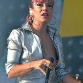 Lily Allen nude