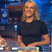 Lindsay Czarniak hot