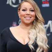 Mariah Carey hot