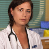 Maura Tierney 