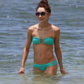 Meryl Davis bikini