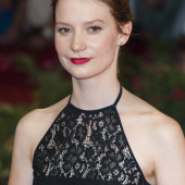 Mia Wasikowska sexy