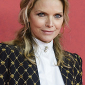 Michelle Pfeiffer hot