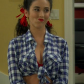 Molly Ephraim cleavage