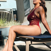 Nia Sioux sexy