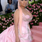 Nicki Minaj met gala