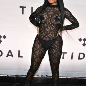 Nicki Minaj oops