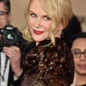 Nicole Kidman face