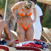 Olivia Buckland pussy slip