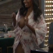 Omarosa Manigault tit slip