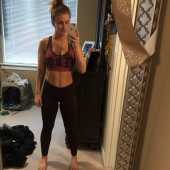 Paige VanZant selfie