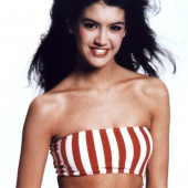 Phoebe Cates 