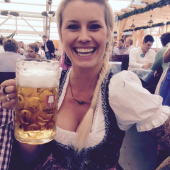 Pia Tillmann dirndl