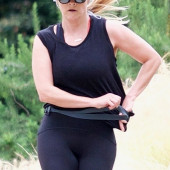 Reese Witherspoon cameltoe