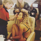 Rita Ora oops