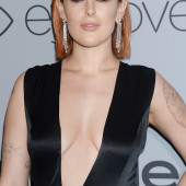 Rumer Willis 