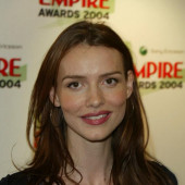 Saffron Burrows