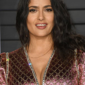 Salma Hayek dekollete