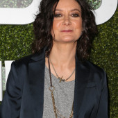 Sara Gilbert now