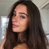 Sophi Knight 