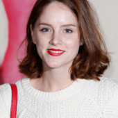 Sophie Rundle heiss