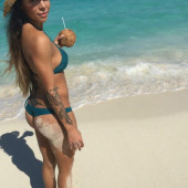 Sydney Leroux hot