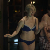 Taylor Schilling body