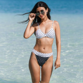 Victoria Justice bikini