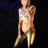 Yolandi Visser no panty