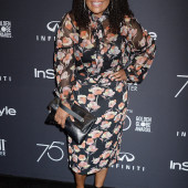 Yvette Nicole Brown 