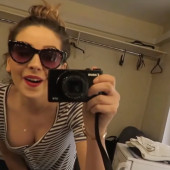 Zoe Sugg oops