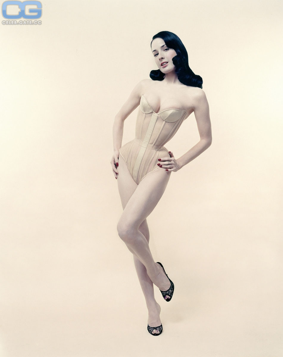 Dita Von Teese 