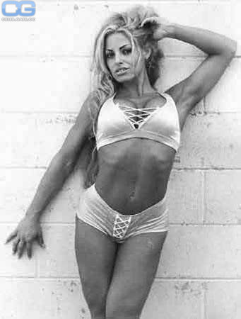 Trish Stratus 