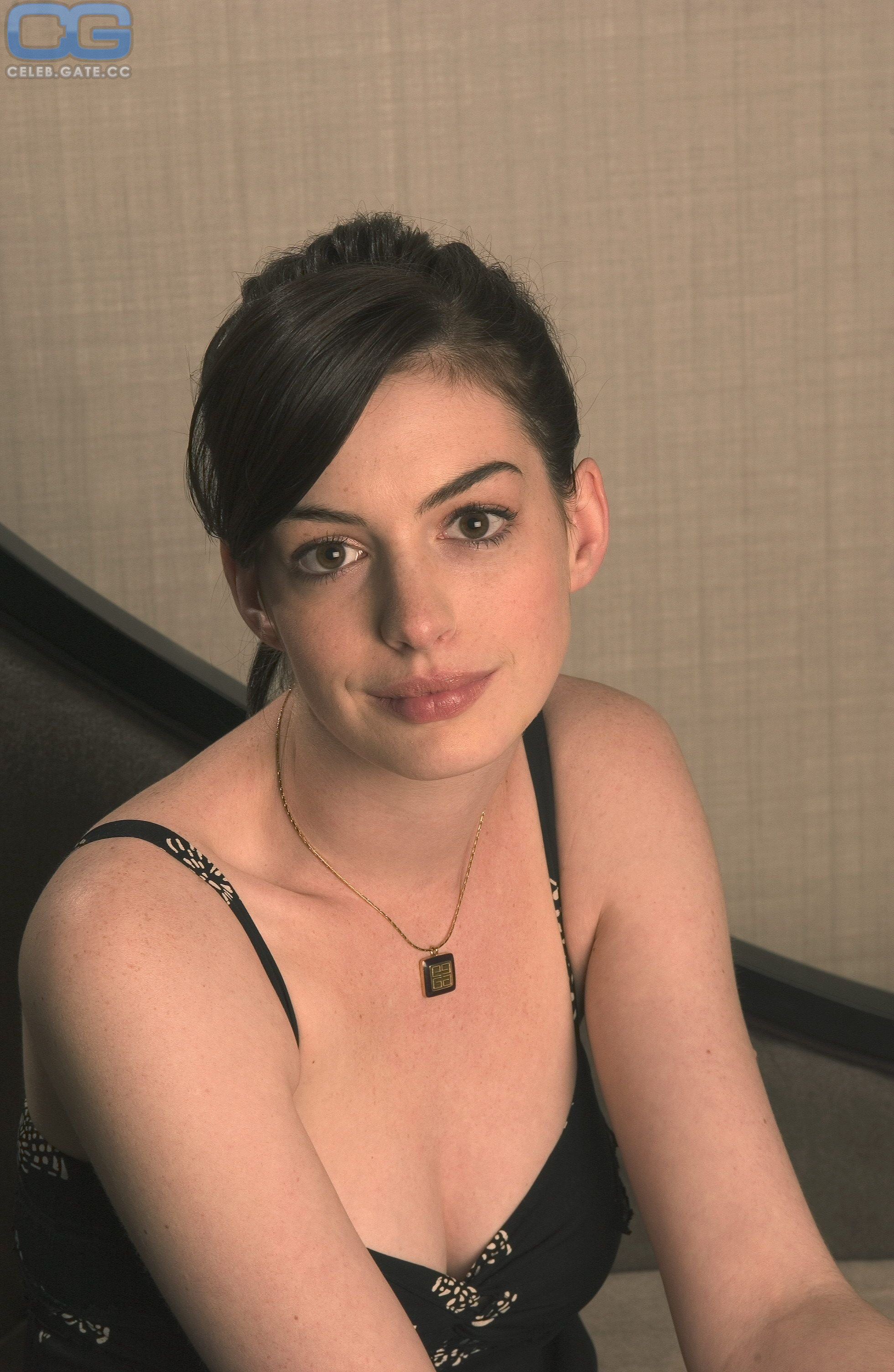 Anne Hathaway 