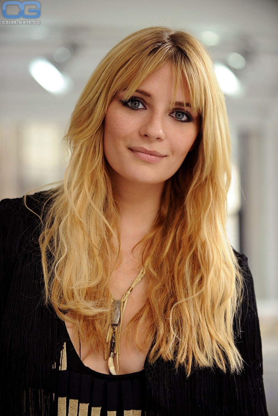 Mischa Barton 