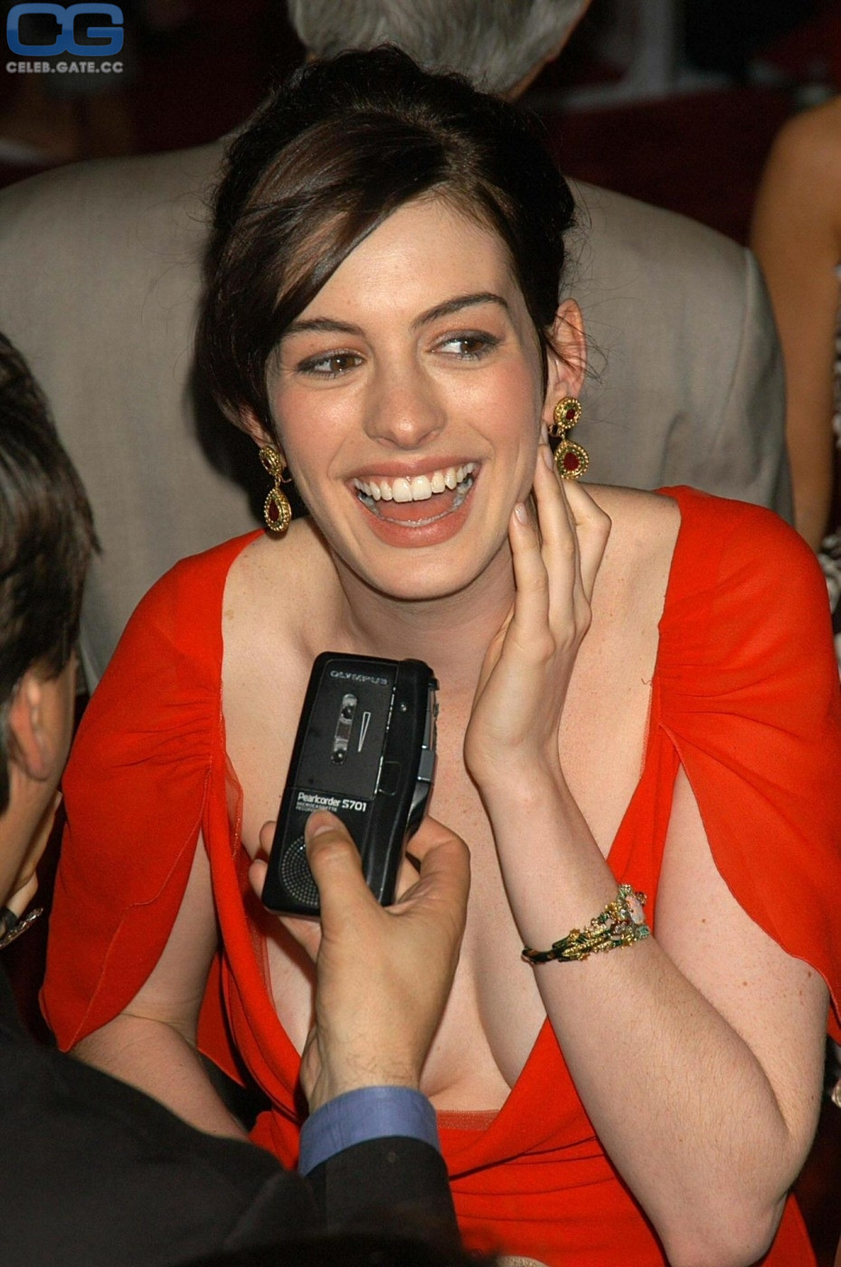 Anne Hathaway 