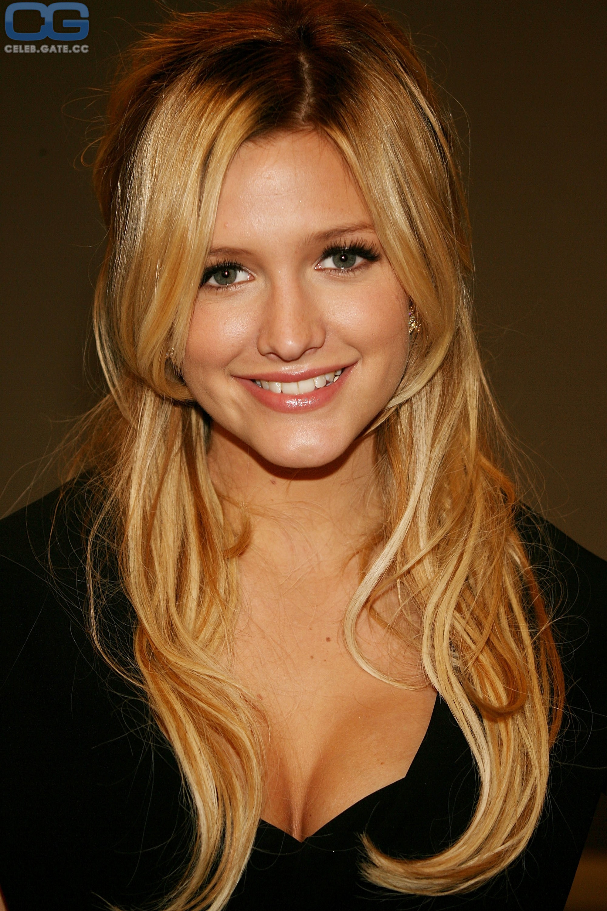 Ashlee Simpson 