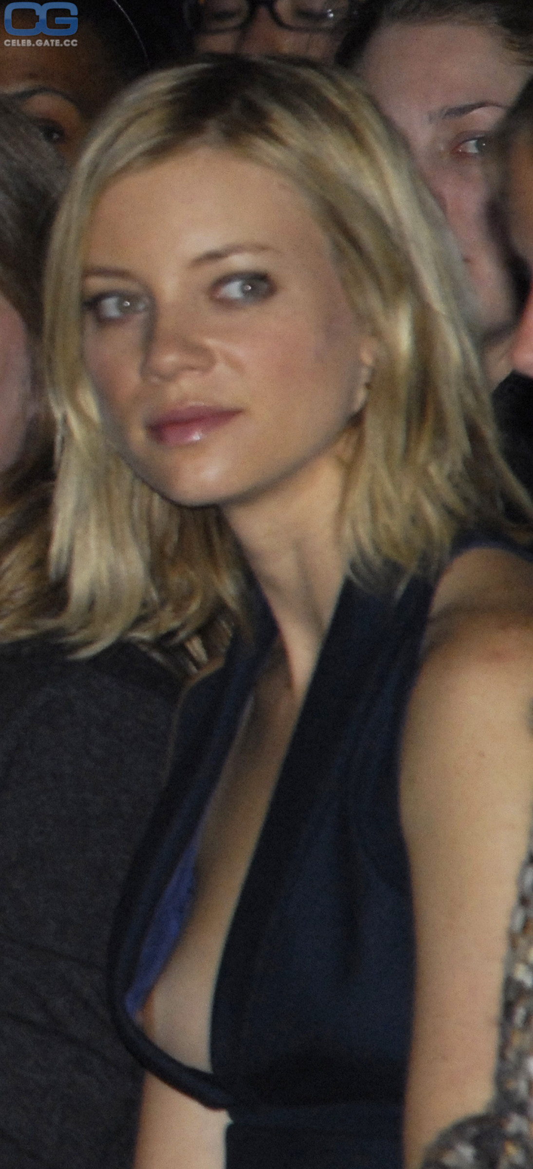 Amy Smart 