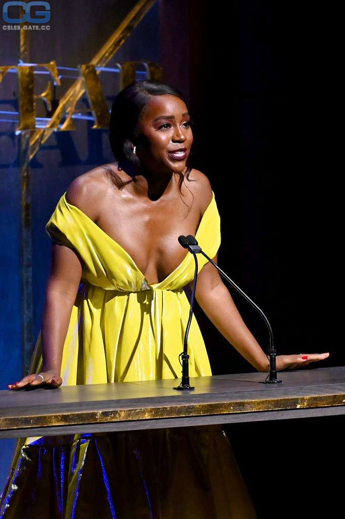 Aja Naomi King 