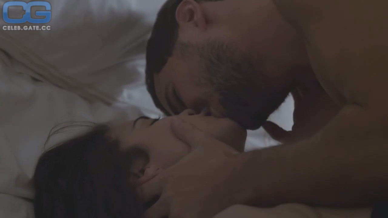 Alice Braga sex scene