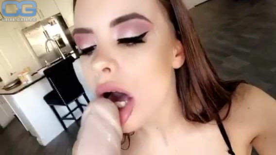 Allison Parker dildo