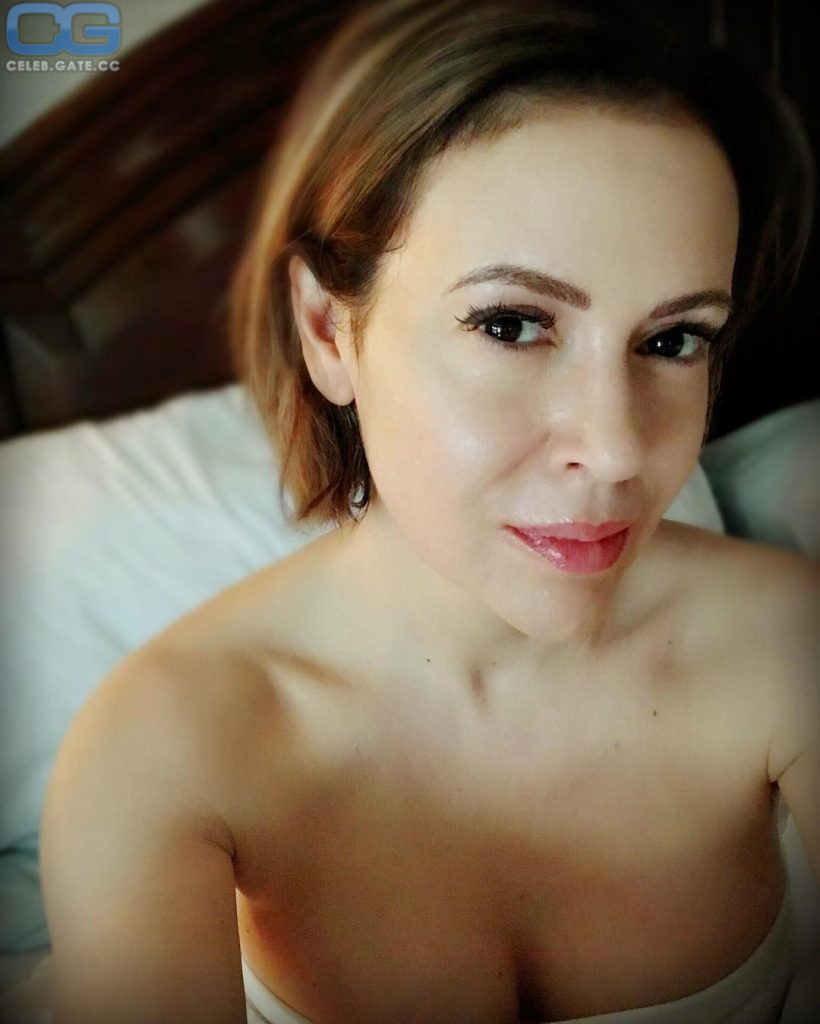 Alyssa Milano leaked