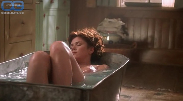 Anna Friel 