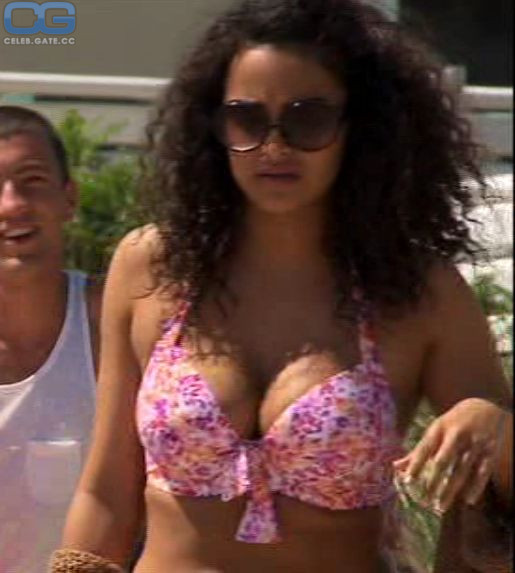 Anna Shaffer bikini