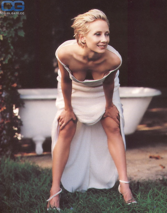 Anne Heche downblouse