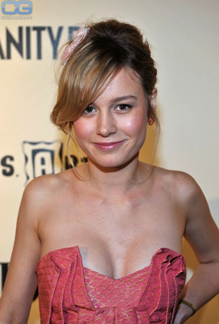 Brie Larson hot