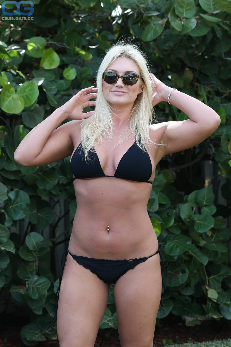 Brooke Hogan body