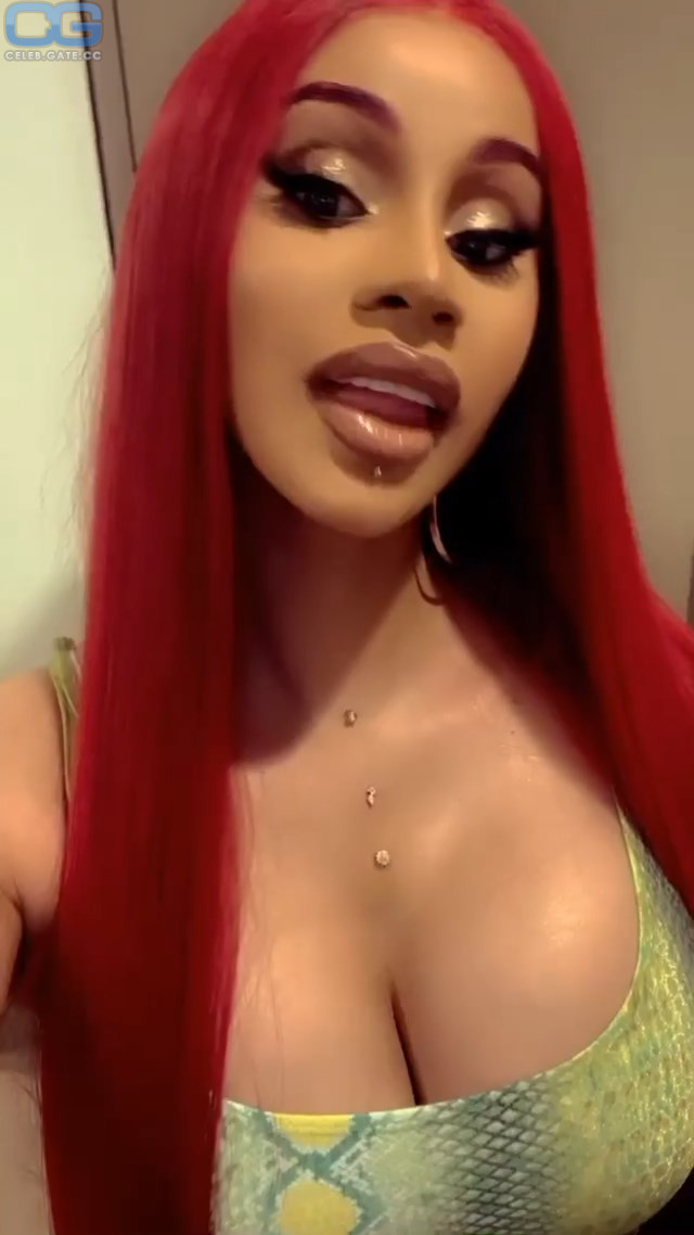 Cardi B 