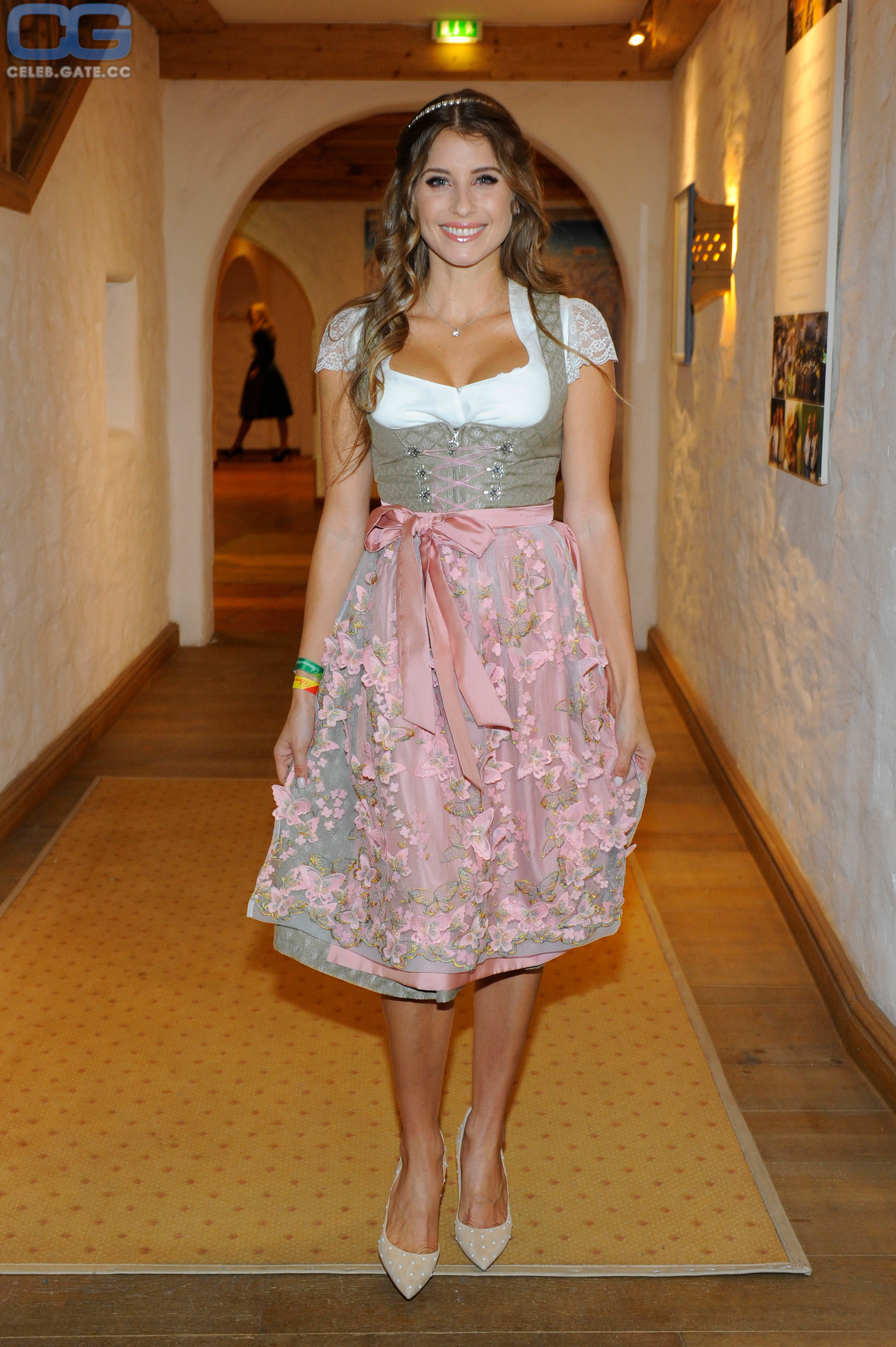 Cathy Hummels dirndl